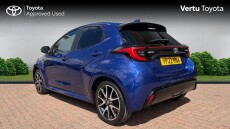 Toyota Yaris 1.5 Hybrid Dynamic 5dr CVT Hybrid Hatchback